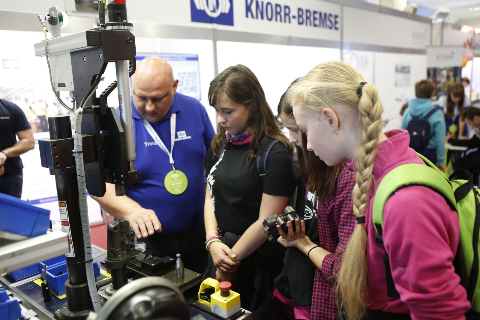 Druhý den veletrhu EDUCA MYJOB Liberec 2019 opět překvapil svou návštěvností 